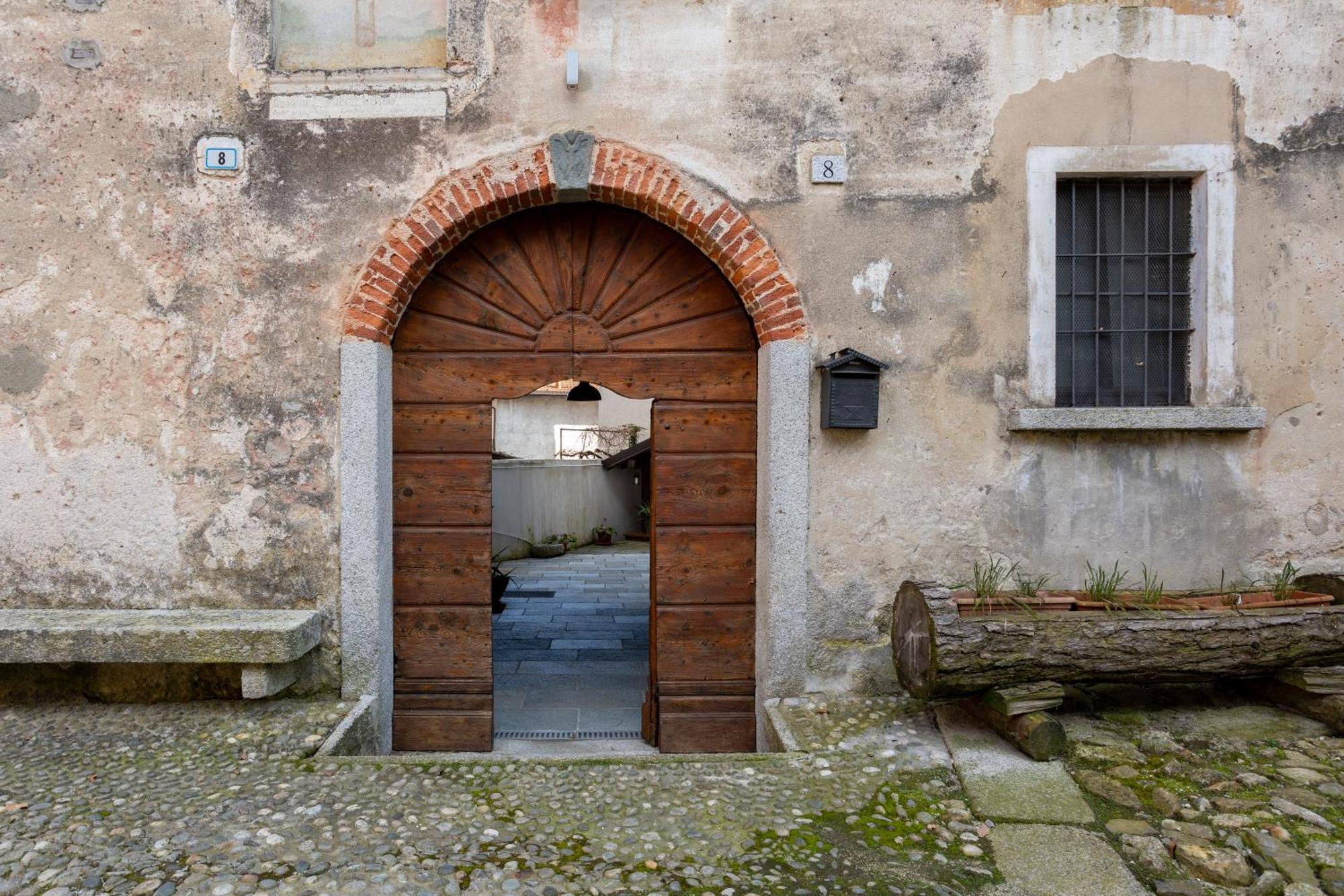 Апартаменти Dal Picasass House Madonna Del Sasso Екстер'єр фото
